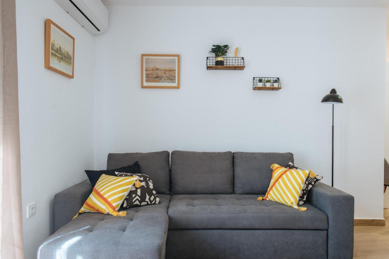 El Apartamento Del Reloj De Sol 塞维利亚 外观 照片